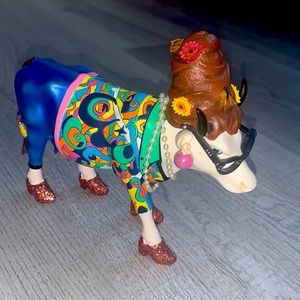 Cow Parade Beehive Bovine